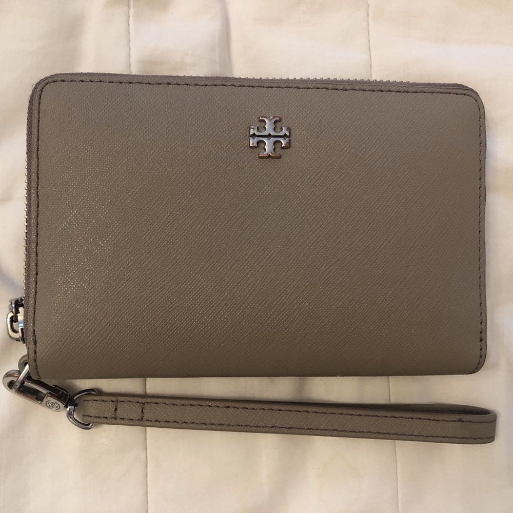 Tory Burch Wristlet